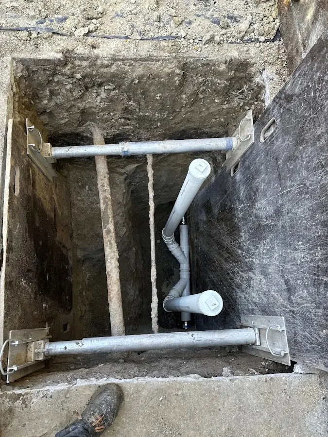 Experienced plumber completing Gas Line Repair work in Talty